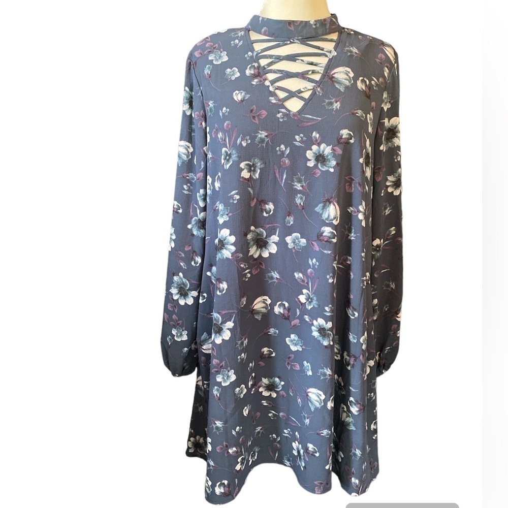 Andree by Unit dress high neckline w/buttons keyhole openings floral size large